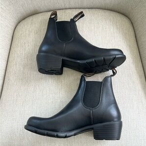 Blundstone Women’s Black Heeled Boot US 9/EU 39 NWOT